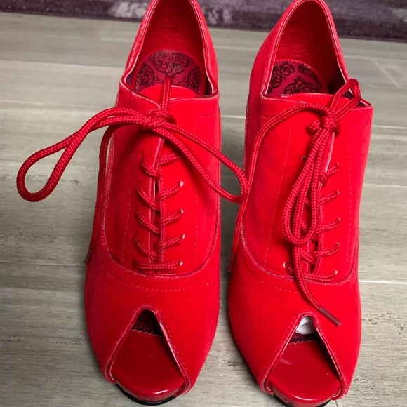 Open toe heels - Picture 9 of 10